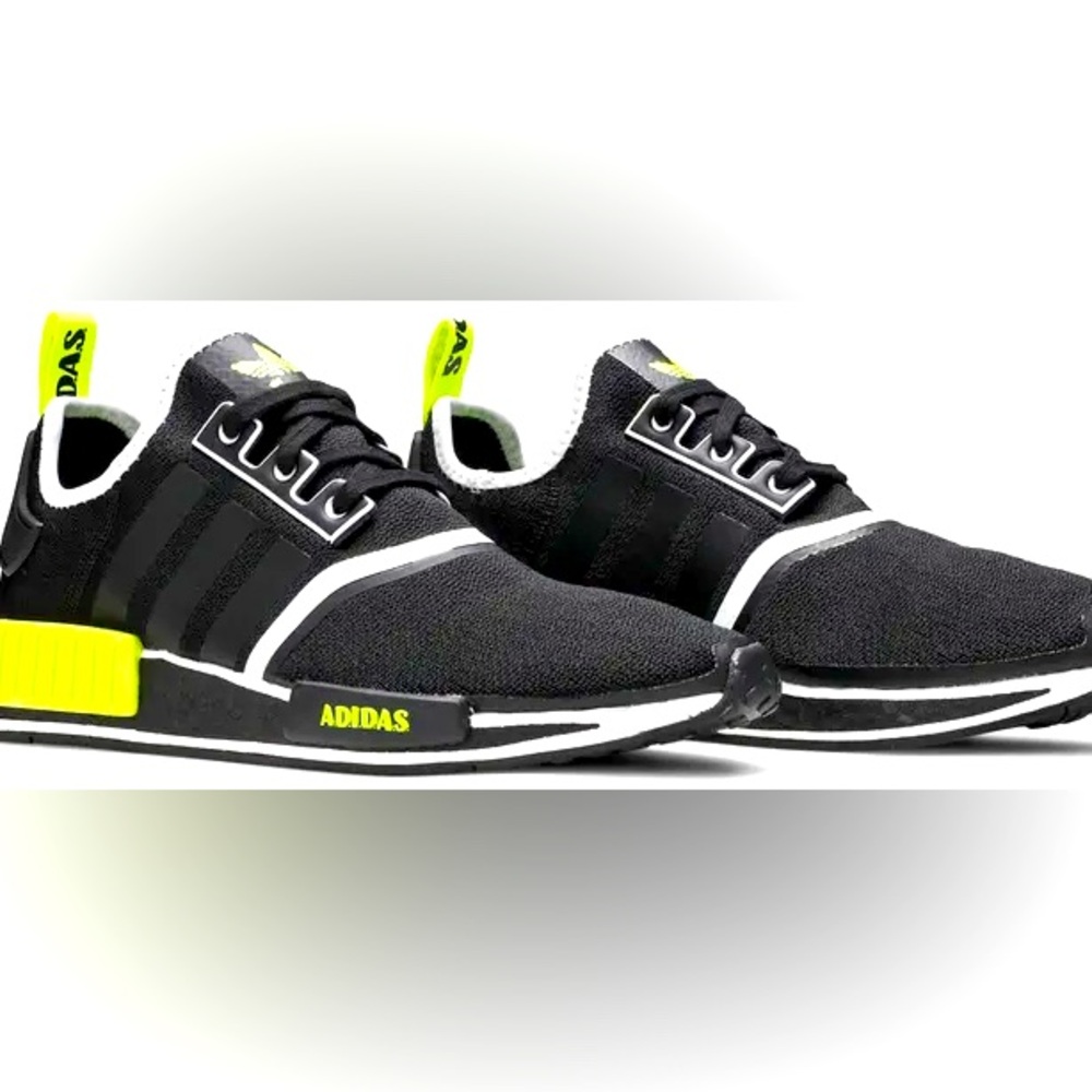 Adidas-NMD_R1 'Black Solar Yellow-Mens